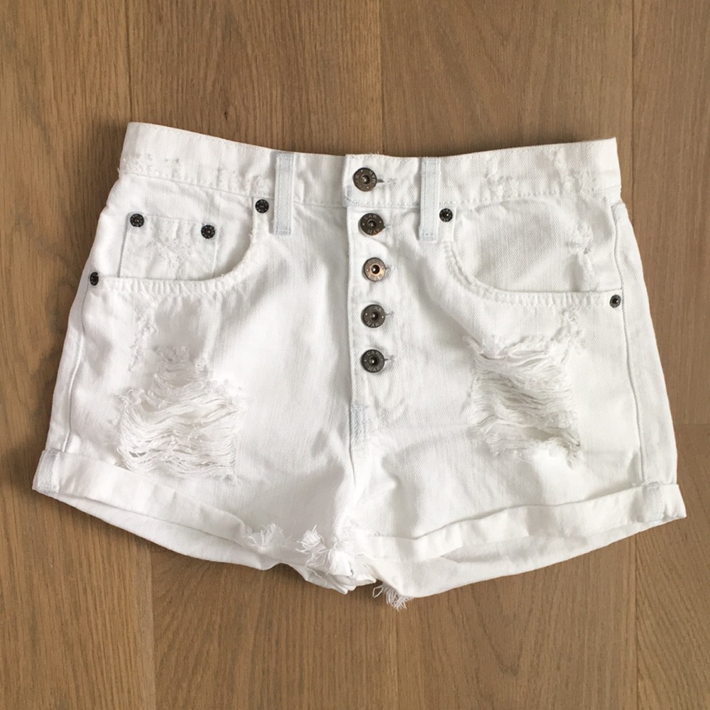 Carmar (LF) white jean shorts